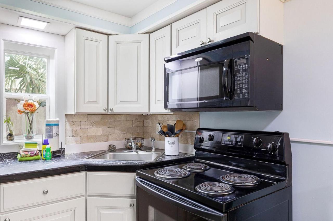23 Center St - Sunny Side Down - Downstairs Apartment Folly Beach Εξωτερικό φωτογραφία